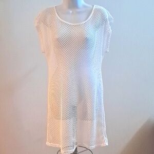 White Fishnet Short Sleeve Scoop Neck Pullover Midi Dress Medium